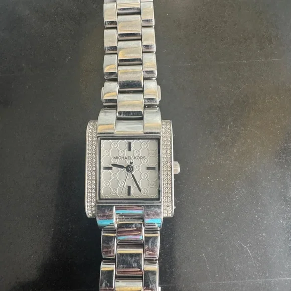 Michael Kors Silver-tone Crystal Accent Square Dial Bracelet Watch - Picture 2 of 7